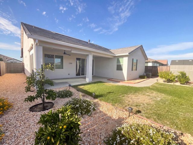 4861 Peace Lily Ln, Roseville, CA 95747