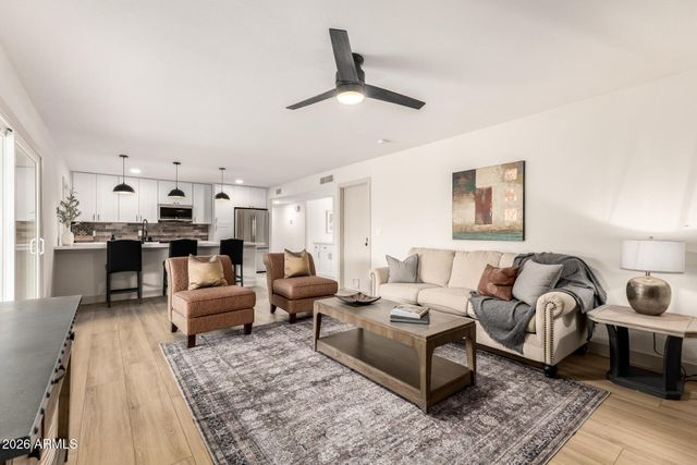 2041 E RADCLIFFE Drive, Tempe, AZ 85283