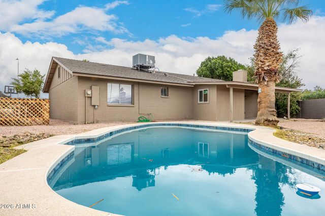 2041 E RADCLIFFE Drive, Tempe, AZ 85283