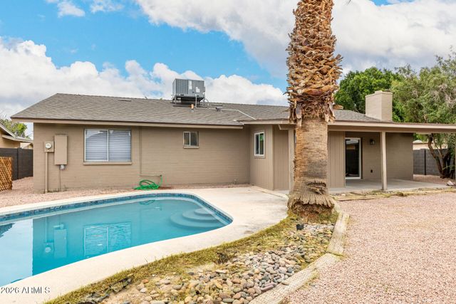 2041 E RADCLIFFE Drive, Tempe, AZ 85283