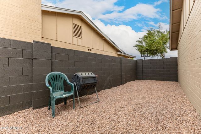 2041 E RADCLIFFE Drive, Tempe, AZ 85283