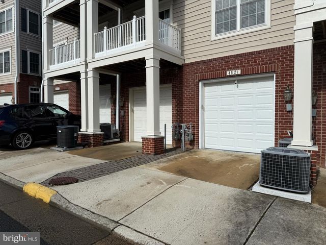 4521 WHITTEMORE PL #1621, Fairfax, VA 22030