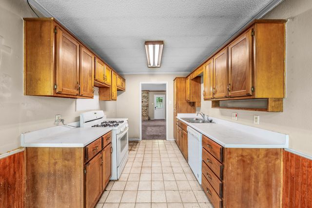 317 Hollie Circle, Sulphur Springs, TX 75482