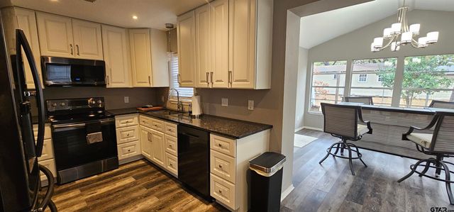 1512 Tawakoni Drive, Quinlan, TX 75474