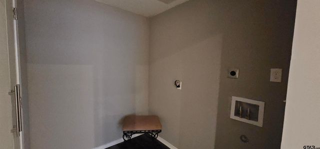 1512 Tawakoni Drive, Quinlan, TX 75474