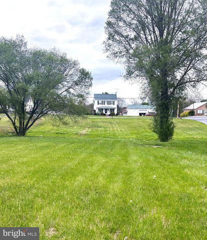 116 COUNTRY LN, Clear Brook, VA 22624