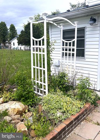 116 COUNTRY LN, Clear Brook, VA 22624