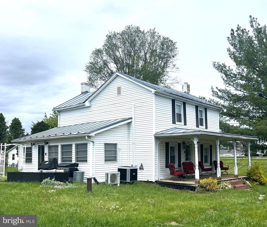 116 COUNTRY LN, Clear Brook, VA 22624