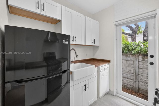 428 Collins Ave 4, Miami Beach, FL 33139