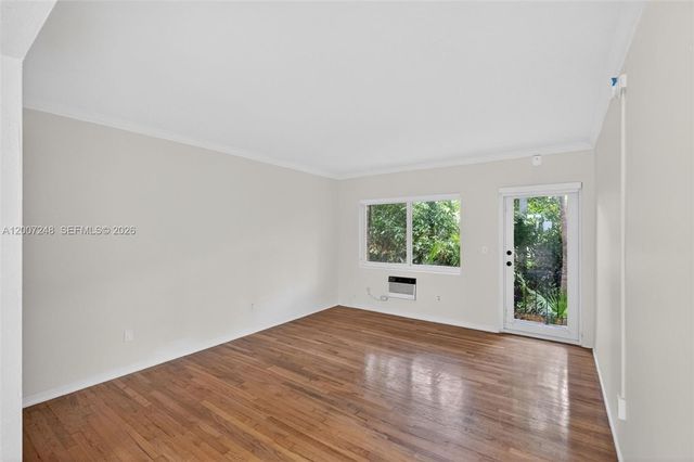 428 Collins Ave 4, Miami Beach, FL 33139