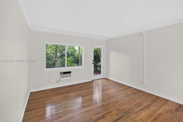 428 Collins Ave 4, Miami Beach, FL 33139