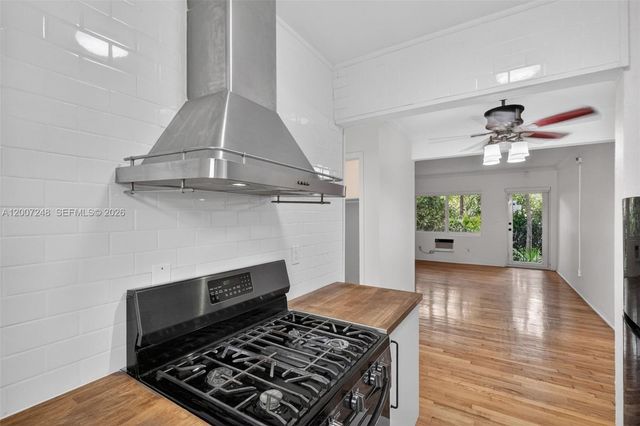 428 Collins Ave 4, Miami Beach, FL 33139