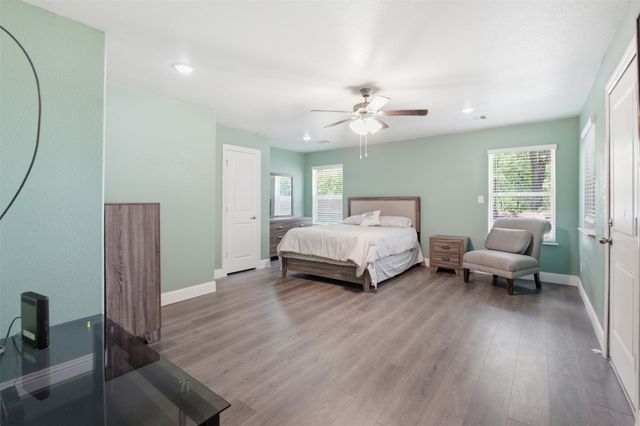 222 Wedgewood Drive, Mabank, TX 75156