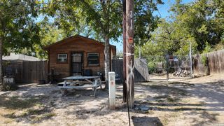 708 1/4 4th, Natalia, TX 78059