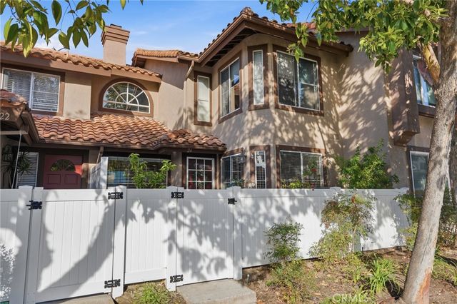 24 Vista Sierra 26, Rancho Santa Margarita, CA 92688