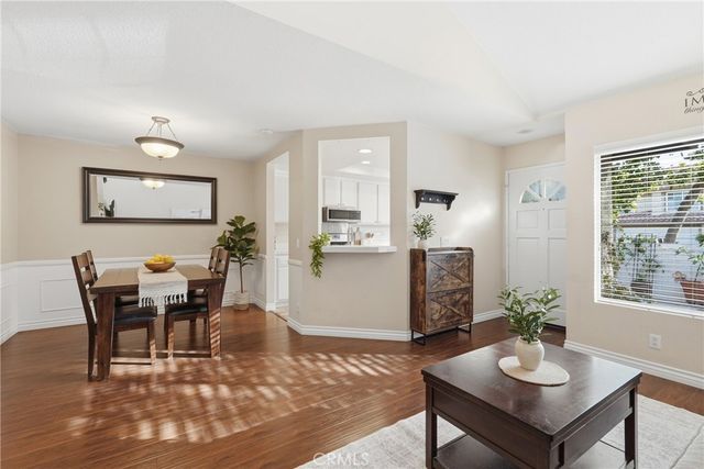 24 Vista Sierra 26, Rancho Santa Margarita, CA 92688