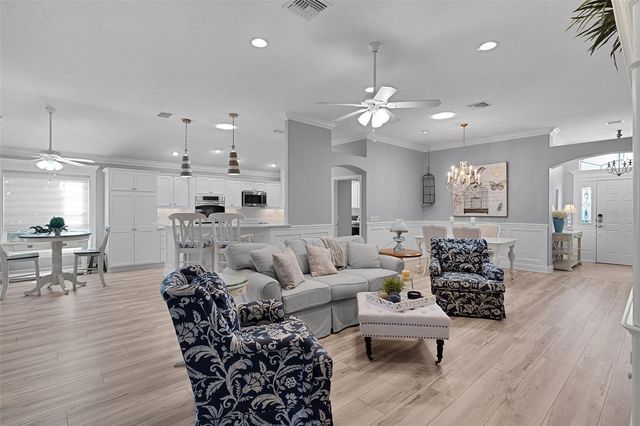 2211 BACHMAN PATH, The Villages, FL 32162