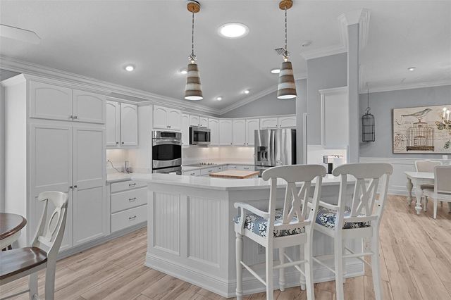 2211 BACHMAN PATH, The Villages, FL 32162