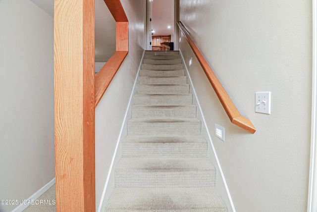 3708 CHRISTIAN RIDGE, Jefferson City, MO 65101