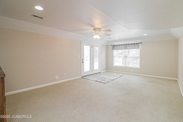 3708 CHRISTIAN RIDGE, Jefferson City, MO 65101