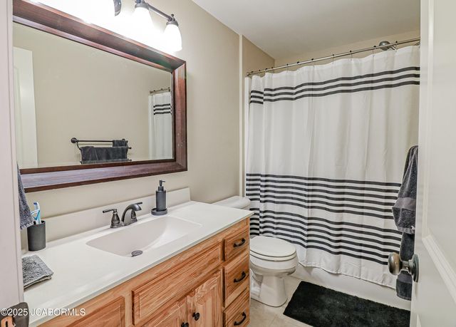 3708 CHRISTIAN RIDGE, Jefferson City, MO 65101