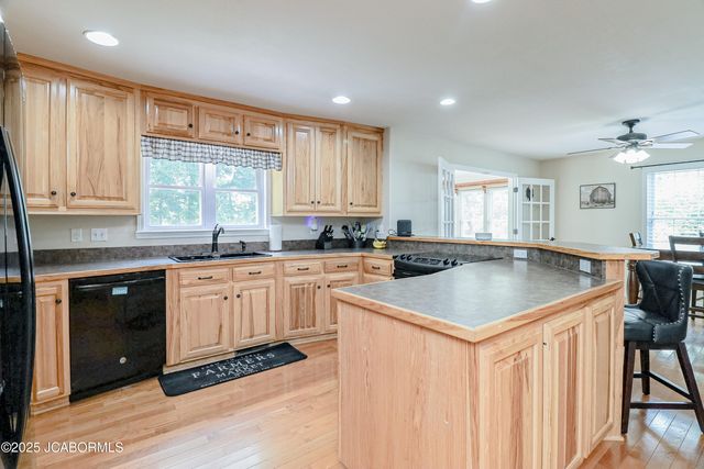 3708 CHRISTIAN RIDGE, Jefferson City, MO 65101