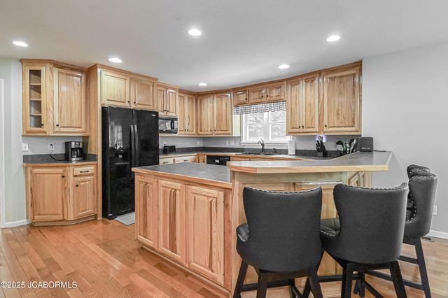 3708 CHRISTIAN RIDGE, Jefferson City, MO 65101