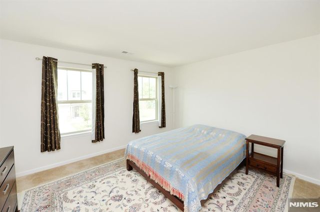 27 Winfield Drive 903, Woodcliff Lake, NJ 07677