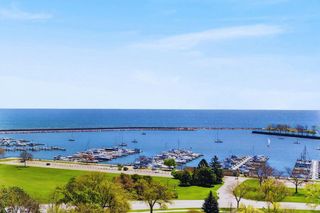 1610 Prospect AVENUE #802, Milwaukee, WI 53202