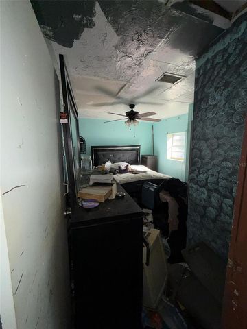 702 E OHIO STREET, Plant City, FL 33563