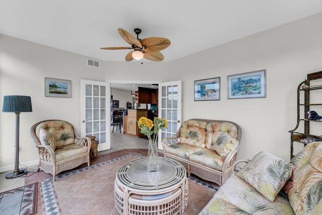 145 Saint James CIRCLE, Union Grove, WI 53182