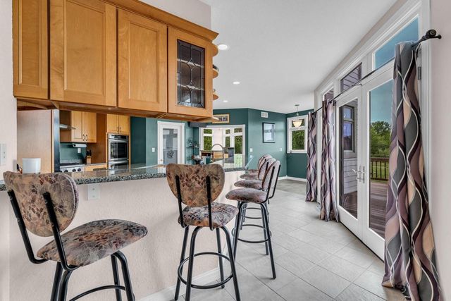 145 Saint James CIRCLE, Union Grove, WI 53182