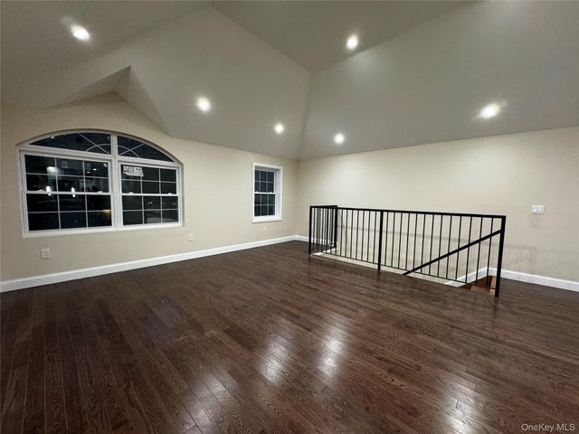 418 Beach 38th Street 1, Far Rockaway, NY 11691