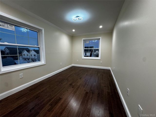 418 Beach 38th Street 1, Far Rockaway, NY 11691