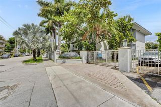 7401 SW 82nd Street 302S, Miami, FL 33143