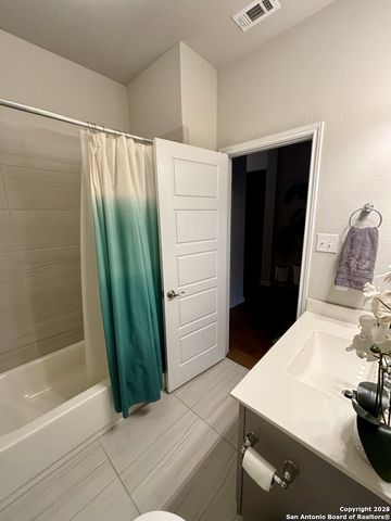 12043 Casparis, San Antonio, TX 78254