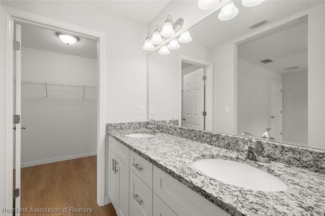 2737 Dolphin Drive, Sebring, FL 33876