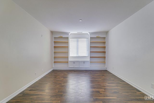 5005 Silvery Jewel Lane, Bakersfield, CA 93313