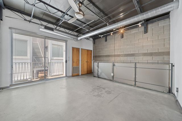 4801 S Congress Ave D4, Austin, TX 78745