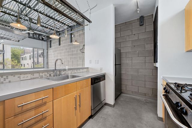 4801 S Congress Ave D4, Austin, TX 78745