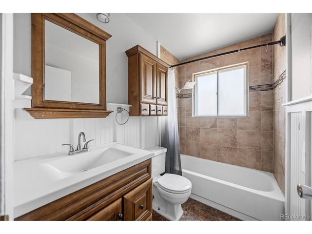 1471 Southmoor Dr, Fountain, CO 80817