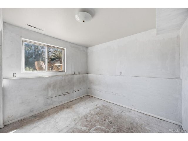 1471 Southmoor Dr, Fountain, CO 80817