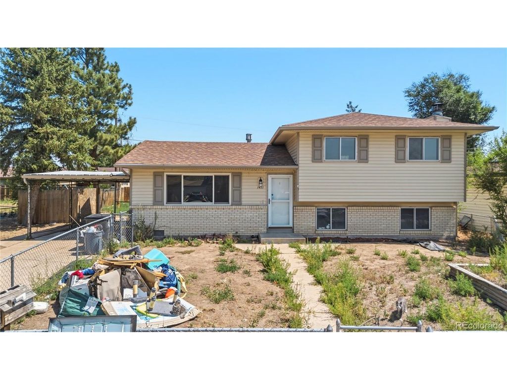 1471 Southmoor Dr, Fountain, CO 80817