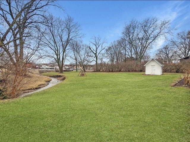 1105 Summit Drive, Lockport, IL 60441