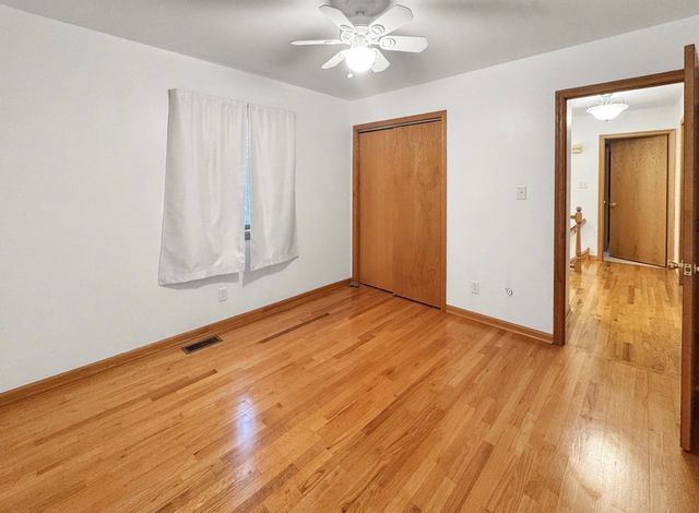 1105 Summit Drive, Lockport, IL 60441