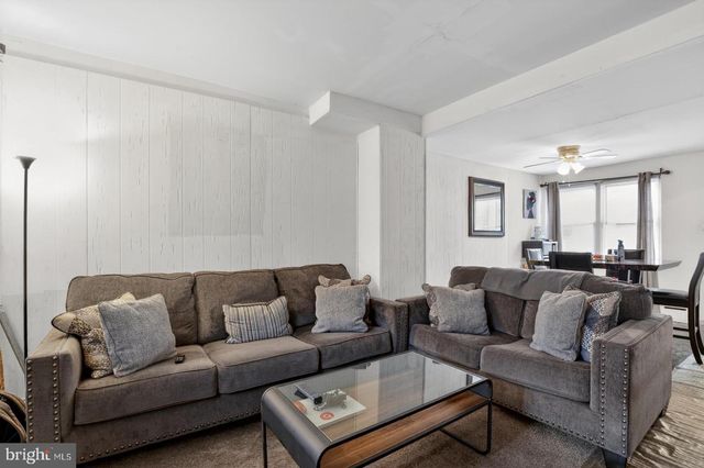 1617 S NEWKIRK ST, Philadelphia, PA 19145