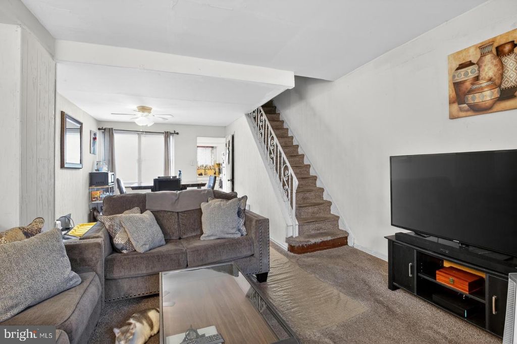 1617 S NEWKIRK ST, Philadelphia, PA 19145