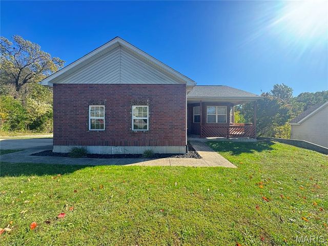 107 Birchtree, St Robert, MO 65584