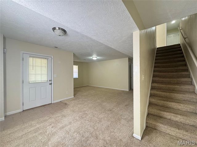 107 Birchtree, St Robert, MO 65584