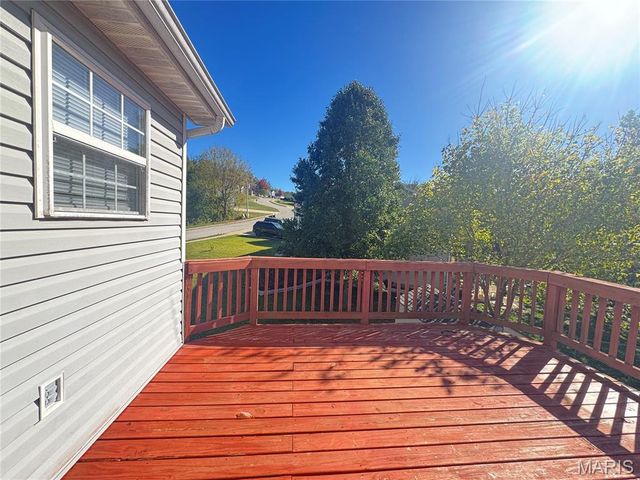 107 Birchtree, St Robert, MO 65584